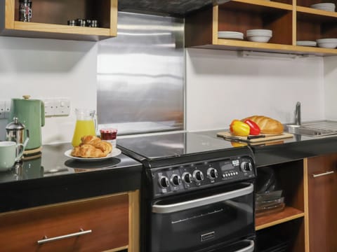 Kitchen | Rhiw Farmhouse, Rowen, near Conwy