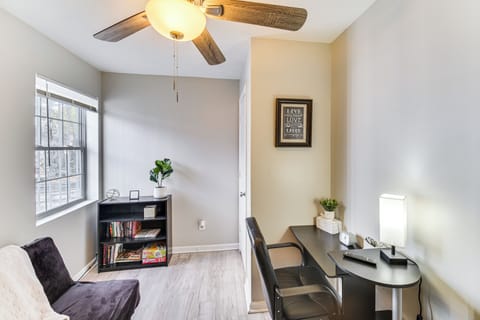 Bedroom 2 (Office) | Futon | 1st Floor