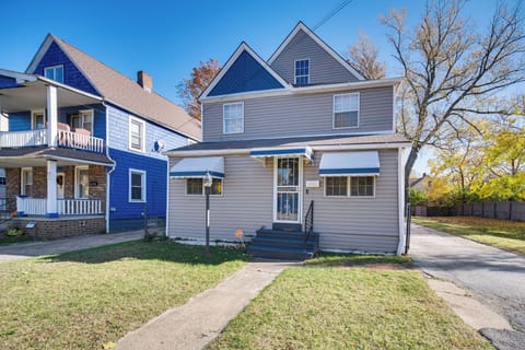 Exterior | Parking | Driveway (3 Vehicles)