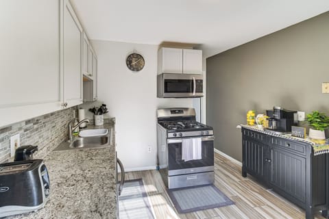 Kitchen | Cooking Basics | Blender | Spices | 1st Floor