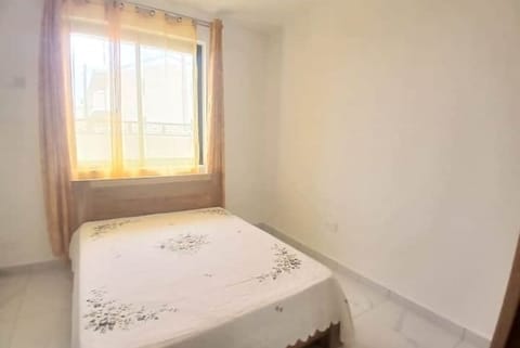 2 bedrooms, in-room safe, desk, iron/ironing board