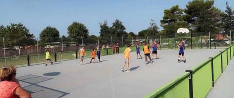 Sport court