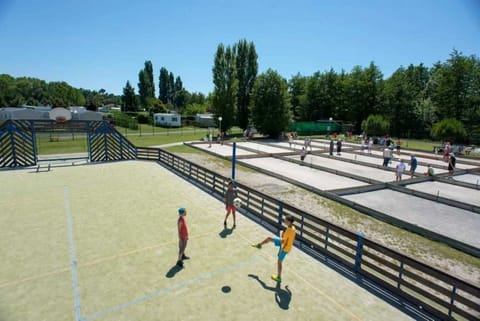 Sport court