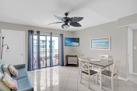 Welcome to Sugar Beach 233!