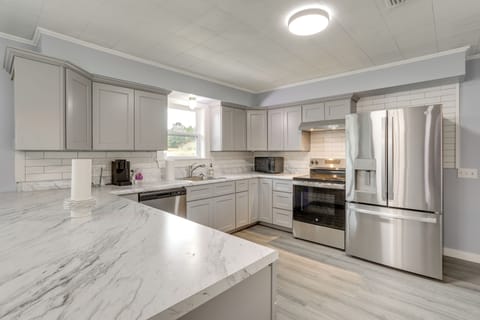 Kitchen | Cooking Basics | Pod Coffee Maker | Microwave