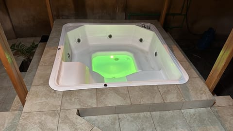 Indoor spa tub