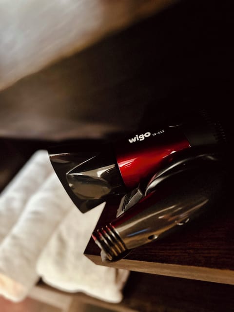 Bathroom amenities
