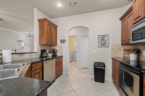 Fully stocked kitchen for all your cooking & baking needs!