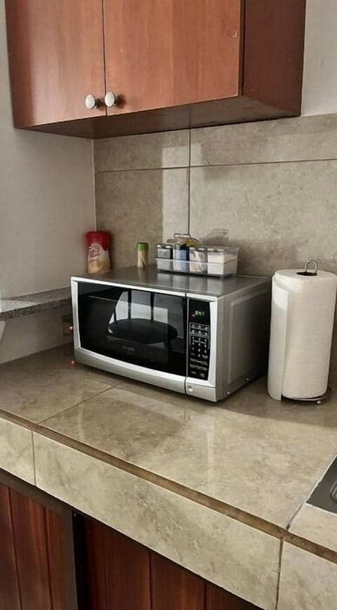 Microwave, oven, stovetop, coffee/tea maker