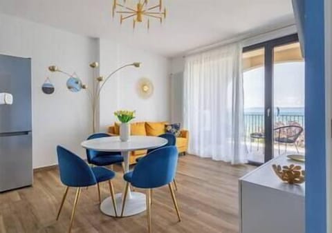 6f5b398d cfdf 4689 ba1b 13d04b31d03c