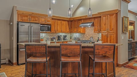 Kitchen with bar seating