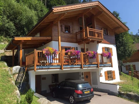 Holiday Home Exterior [summer]