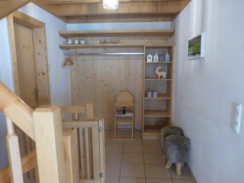 Entrance / Reception