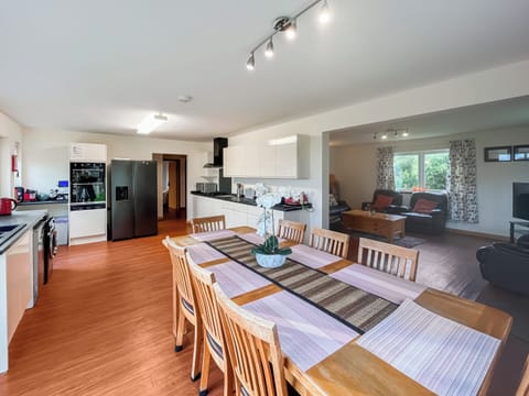 Dining Area | Quare Place, Southerness
