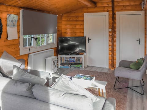 Open plan living space | Babbling Brook Lodge, Trawsfynydd