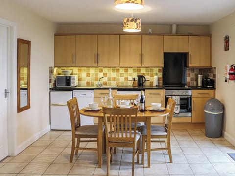 Kitchen | Berwyn - Bala Barns, Bala