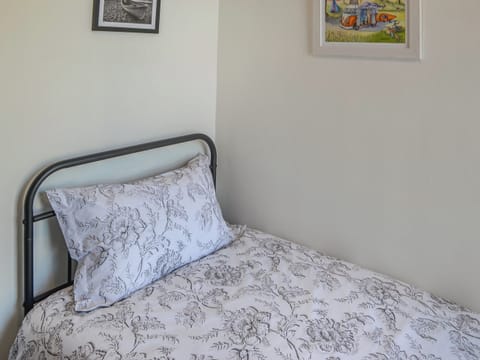 Single bedroom | Jackson Apartment, North Shields near Tynemouth