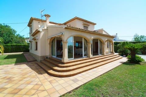 Holiday Home Exterior [summer]