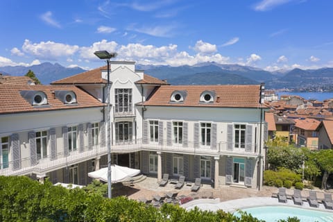 Villa Virginia - Stresa, Lake Maggiore - by NORTHITALY VILLAS vacation rental
