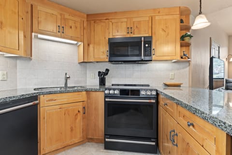 Indoors, Kitchen, Microwave, Oven, Sink