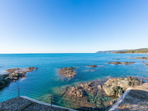 Sky, Water, Building, Property, Plant, Swimming Pool, Green, Tree, Azure, Shade