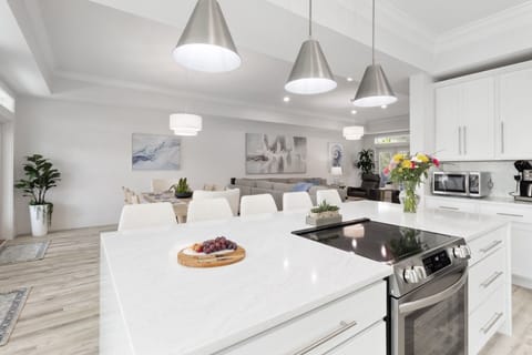 Gorgeous Large Countertops