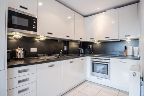 13 Rhodewood House - 2 Bedroom Apartment - Saundersfoot (24501)