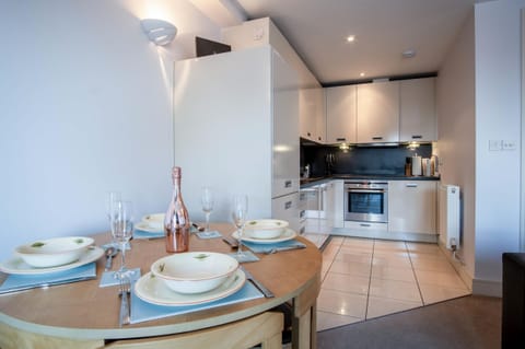 13 Rhodewood House - 2 Bedroom Apartment - Saundersfoot (24508)