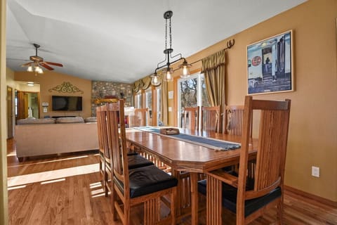 2 Dining areas- sits a total of 14