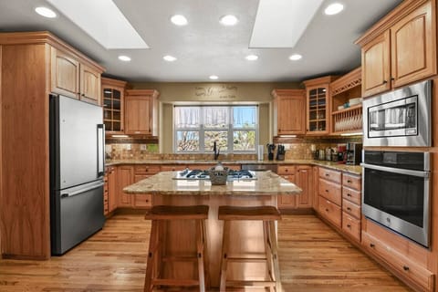 Gourmet kitchen for family meals