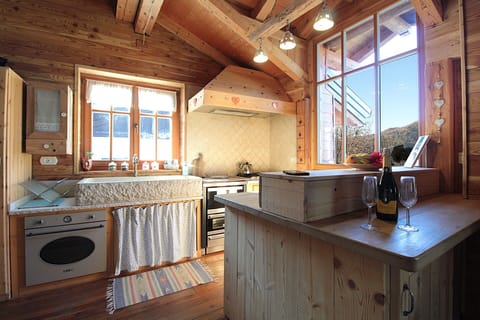 Autumn, Kitchen, Spring, Summer