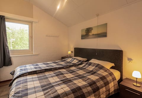 Bungalowpark Simpelveld - Castra 48 EEZZ Double bed