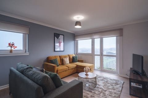 Living Room / Lounge