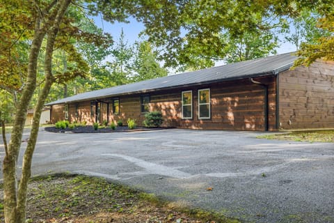 Peaceful wooded surroundings offering privacy and a touch of mountain serenity.