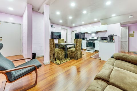 Living Room | Free WiFi | Stand-Alone Heaters