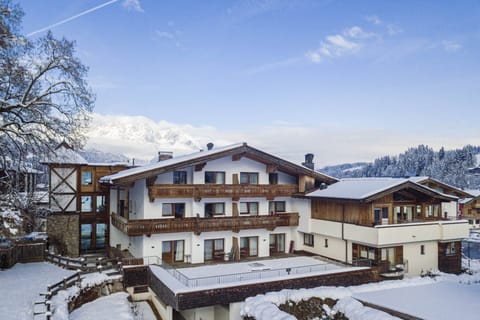 Holiday Home Exterior [winter]