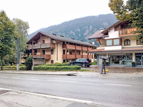 Car, Residential Area, House, Home, Family Car, Suburb