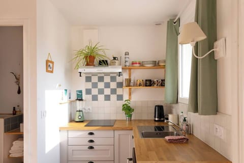 Cc2f3561 2833 4a5b 8460 13cc72bc36c0