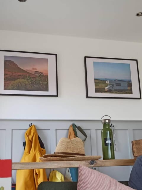 1bfb8b2c bf75 4db0 b07f 911d7f1053f9