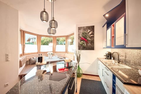 Spacious kitchen & dining space – cook, dine, and feel at home.