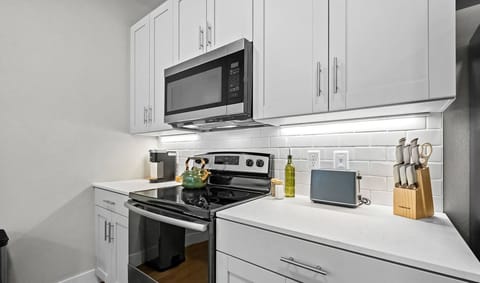 Dine-In Tonight With a Fully Equipped Kitchen, Complete with Sleek Energy Efficient Appliances and Plenty of Counter Space.