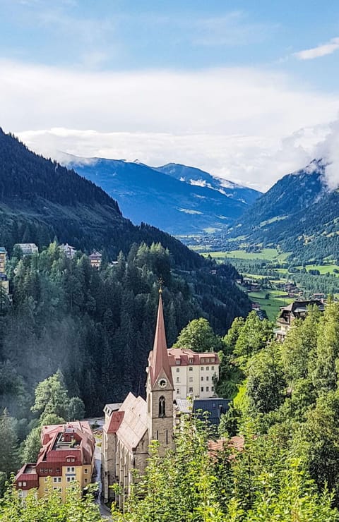 Mountainous Landforms, Hill, Mountain, Landscape, Highland, Steeple, Hill Station, Valley, Spire, Mountain Range