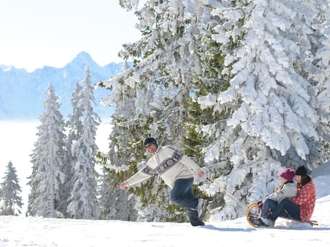 Snow and ski sports