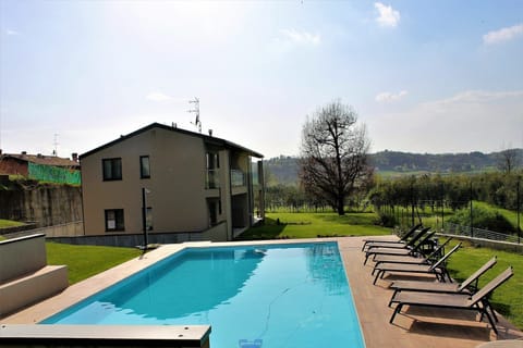 Holiday Home Swimming Pool