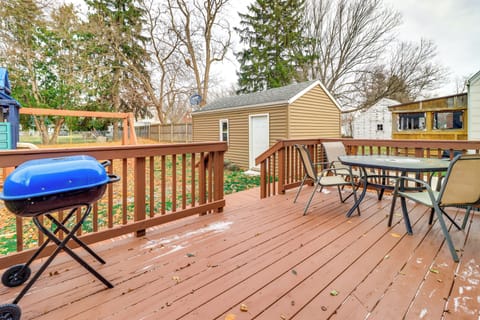 Private Deck | Charcoal Grill | Dining Area