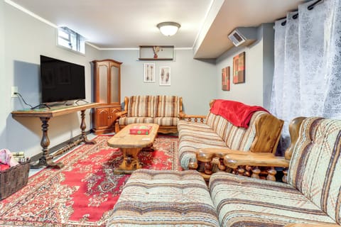 Adrian Vacation Rental | 3BR | 1.5BA | 1,400 Sq Ft | Stairs Required