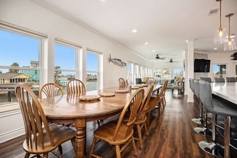 This dining area is located off the kitchen