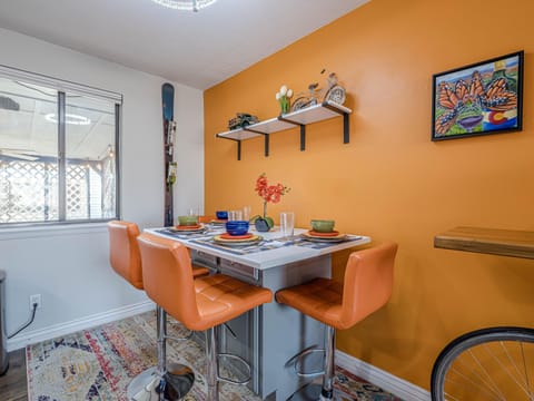 The perfect spot to enjoy a home-cooked meal (or takeout—you’re on vacation!).