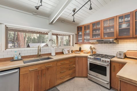 Fully stocked kitchen