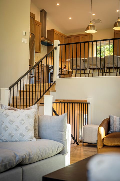 345 Offerson - Details 19-06523